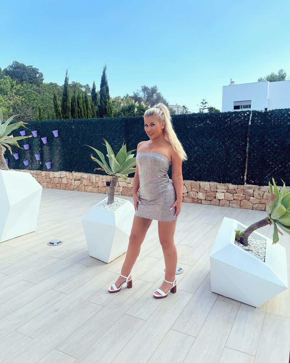 Emilyblake tweet media