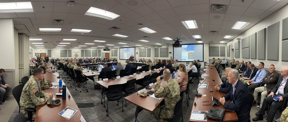 Day 2 of the #ContestedLogistics Industry Week: ASU hosts the 2nd annual #DataEducation Symposium. Thanks to our Academic and Industry partners for joining us for enlightening dialogue as we deliver Skilled Data Warriors to the Army

#CASCOMIndustryWeek2023 #SupportStartsHere
