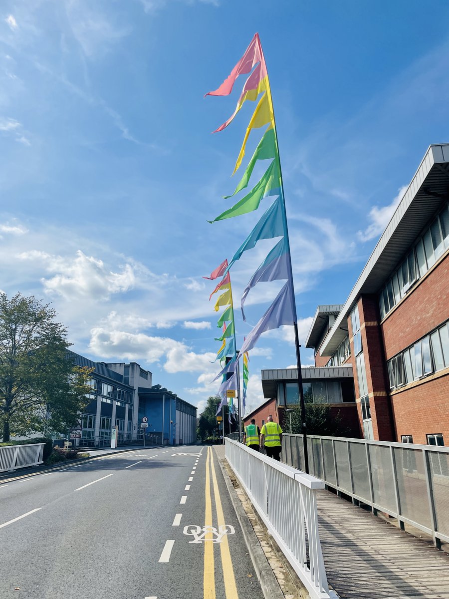 🤩 Ready to welcome new students on campus over the next few days!

#TeamUWE #HelloUWEBristol