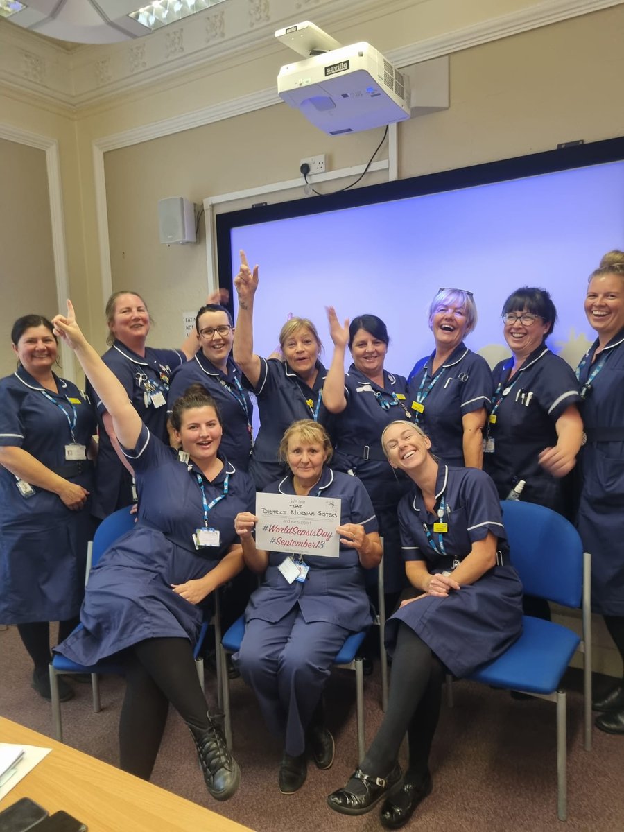 RotherhamCTD's tweet photo. It's been a very busy day in #TRFTCommuniTeams so the #DNs wanted to finish it in style @RotherhamNHS_FT #WorldSepsisDay https://t.co/AnInDDVHVw