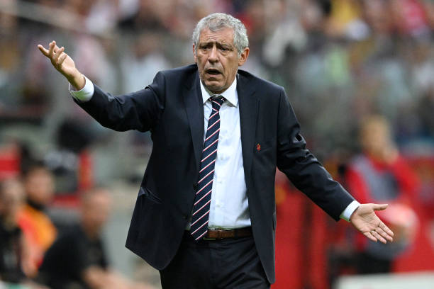 CabineSport's tweet photo. Fernando Santos está livre para assinar por qualquer clube ou seleção 👀

Quem deverá treinar? ✍️ https://t.co/RsTbAq8zLk