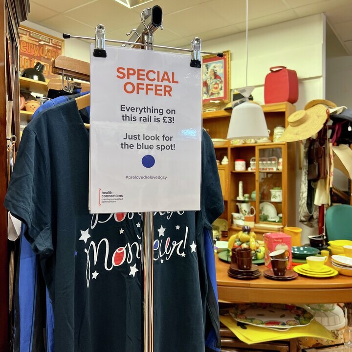 Kindness Rails…your generosity allows us to #giftitforward!

- Winter coats
- Sportswear &amp; equipment
- Beachwear &amp; beach kit
- School uniform 
- ALL kids' clothes, toys, books &amp; games

All giftedto anyone living with challenges.

Please keep donating to support our community!