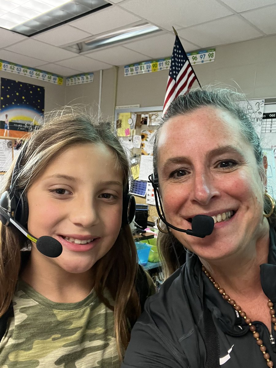 We’re having so much fun with the homecoming spirit days! Today we dressed up like a staff member! #LifeAtWL #hoco