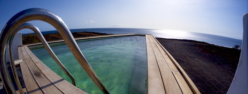 São Nicolau is one of the least visited islands, but it is a beautiful island and well worth including on your itinerary. Cacimba Sunset Lodge is in the town of Tarrafal and comprises seven double rooms each with en-suite bathroom. More: discover-cape-verde.com/cacimba-sunset…