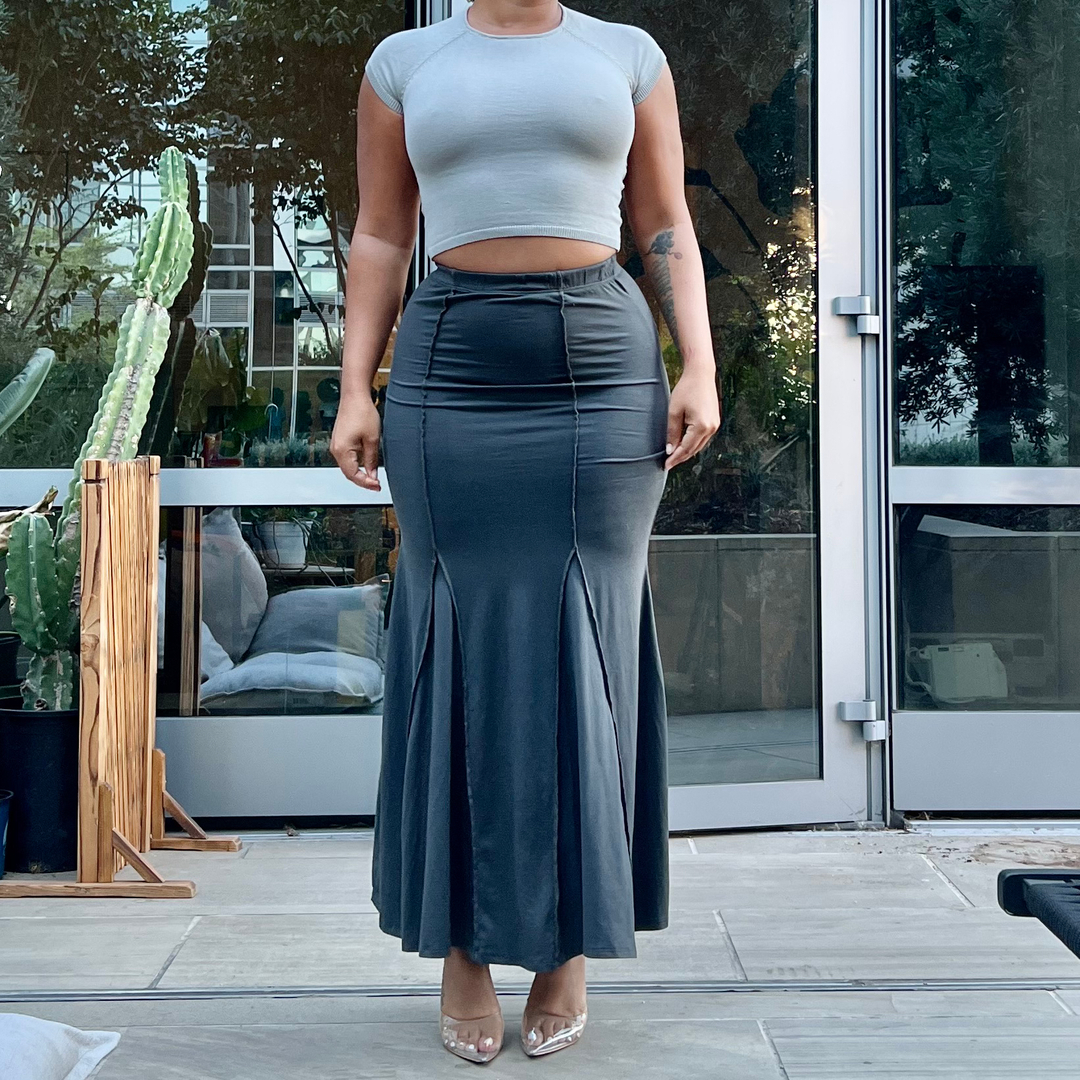 shopbabes's tweet photo. The Eden Skirt > size m https://t.co/M05yoaGxAw