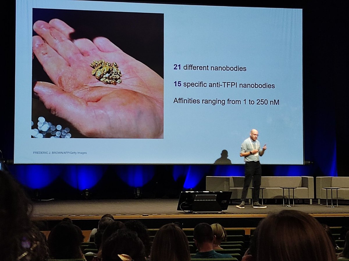 At the first #ECTH2023 Fast and Furious session, François Saller is telling us his impressive story of gold digging anti-TFPI nanobodies 👏👏👏
@InsermU1176