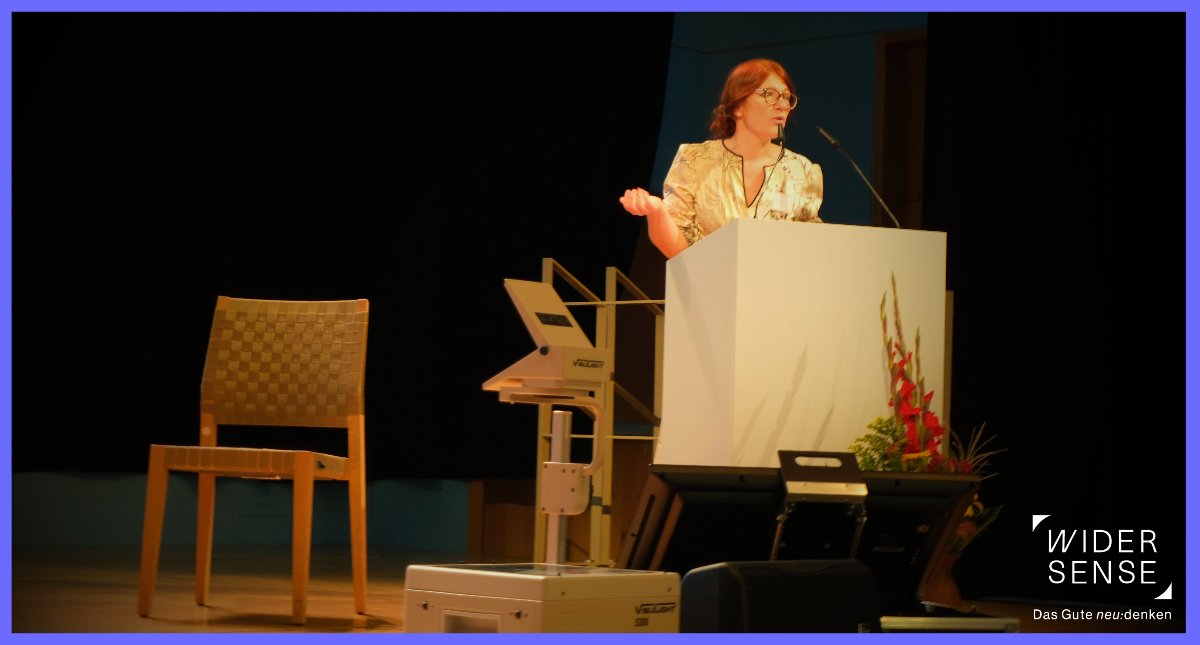 Jessika Hellge, Schulleiterin der Sekundarschule Comenius Stendal, führt die Debatte weiter und zeigt am Beispiel ihres Berufsalltags Missstände am Arbeitsplatz #Schule auf. Sie hat deutliche Forderungen an die #Bildungspolitik u.a. im Bereich #Digitalisierung!