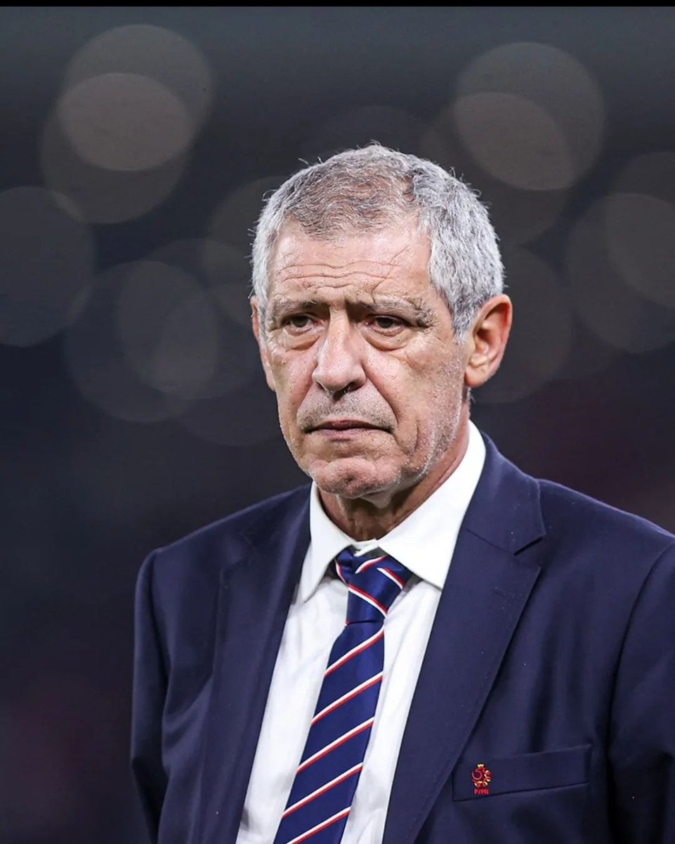 Oficjalny komunikat od PZPN. Fernando Santos przestał pełnic funkcje selekcjonera. Dobrze zrobili?
Jak dla mnie trochę za szybko.
#pzpn #Santos