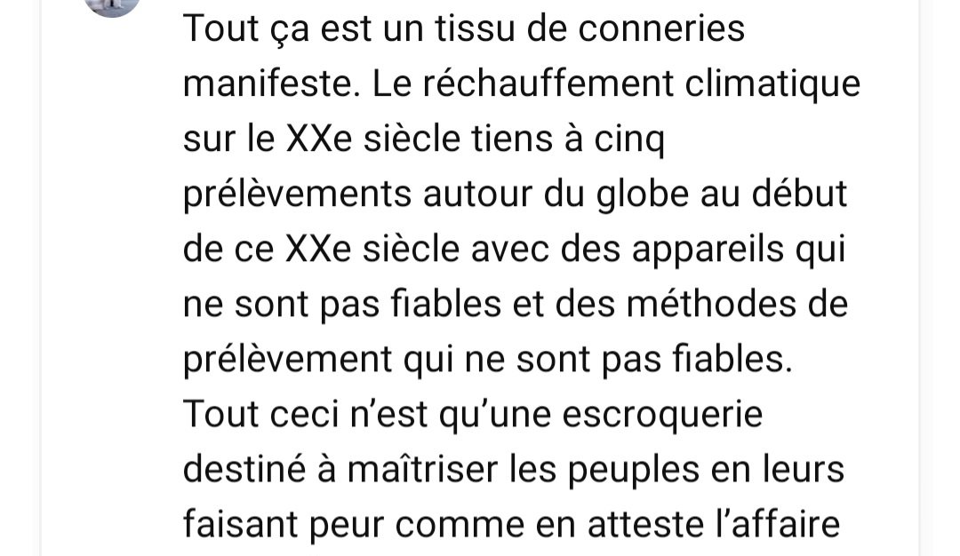 Référendum à climatosceptiques sous ma dernière vidéo. Prévisible. Mais je ne pensais pas autant. Askip je suis payé par le gouvernement pour ma propagande, va falloir que je les DM, jai pas encore reçu mon chèque. Petit tips: le sexisme ne rend pas un commentaire plus pertinent