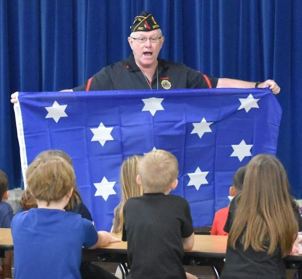 SeanBellis2's tweet photo. Today @BerkeleyBeavers our Third Grade students had a special presentation about the history of our flag from the @AmericanLegion Post 320. A big thanks to them! https://t.co/2XUEBIrdhd
