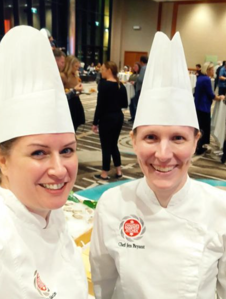 smartestkitchen's tweet photo. Not only are our #Chefs stars in our #Kitchen, they're also very involved in the #Community! Many staff are supporting the @FallFlavoursPEI "Chefs Island" event on Oct 7 put on by @CulinaryFed #PEI ✨#WeKnowFood Get details &amp; tix here https://t.co/9wBoSghJgm https://t.co/mtaesPQypI