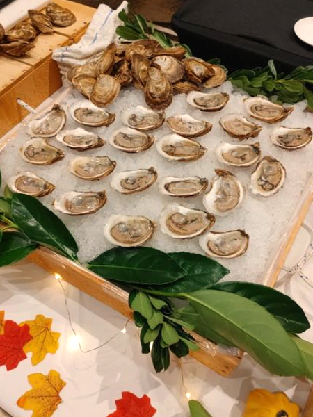 smartestkitchen's tweet photo. Not only are our #Chefs stars in our #Kitchen, they're also very involved in the #Community! Many staff are supporting the @FallFlavoursPEI "Chefs Island" event on Oct 7 put on by @CulinaryFed #PEI ✨#WeKnowFood Get details &amp; tix here https://t.co/9wBoSghJgm https://t.co/mtaesPQypI