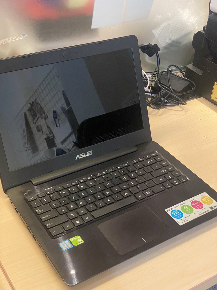 whileimsleepin's tweet photo. WTS
 jual laptop ASUS A456U 

kondisi mulus, intel core i5, nvidia gforce 930mx, memory 4GB/1TB

bisa COD area Jakarta jadi boleh di cek dlu 

harga 3,5 bisa banged nego, boleh langsung dm :) https://t.co/jkWHlXZe3c