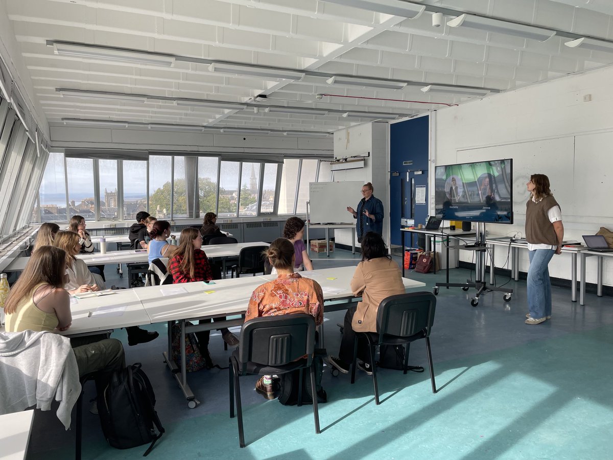 peg's tweet image. Jenna and Dani kicking off the ⁦@ApartOfMeApp⁩ 2-day design sprint for the #Nadiya app. Excited to see what the mix of talented Interaction and Product Design students come up with over the next couple of days. #bigedchallenge