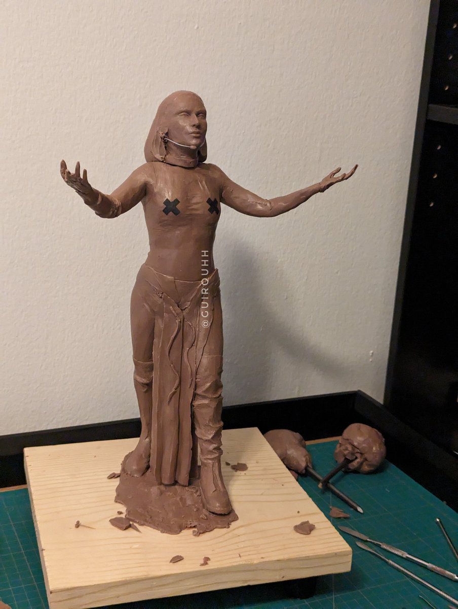 A sculpture I've been working on for a few months now 😌 [WIP]