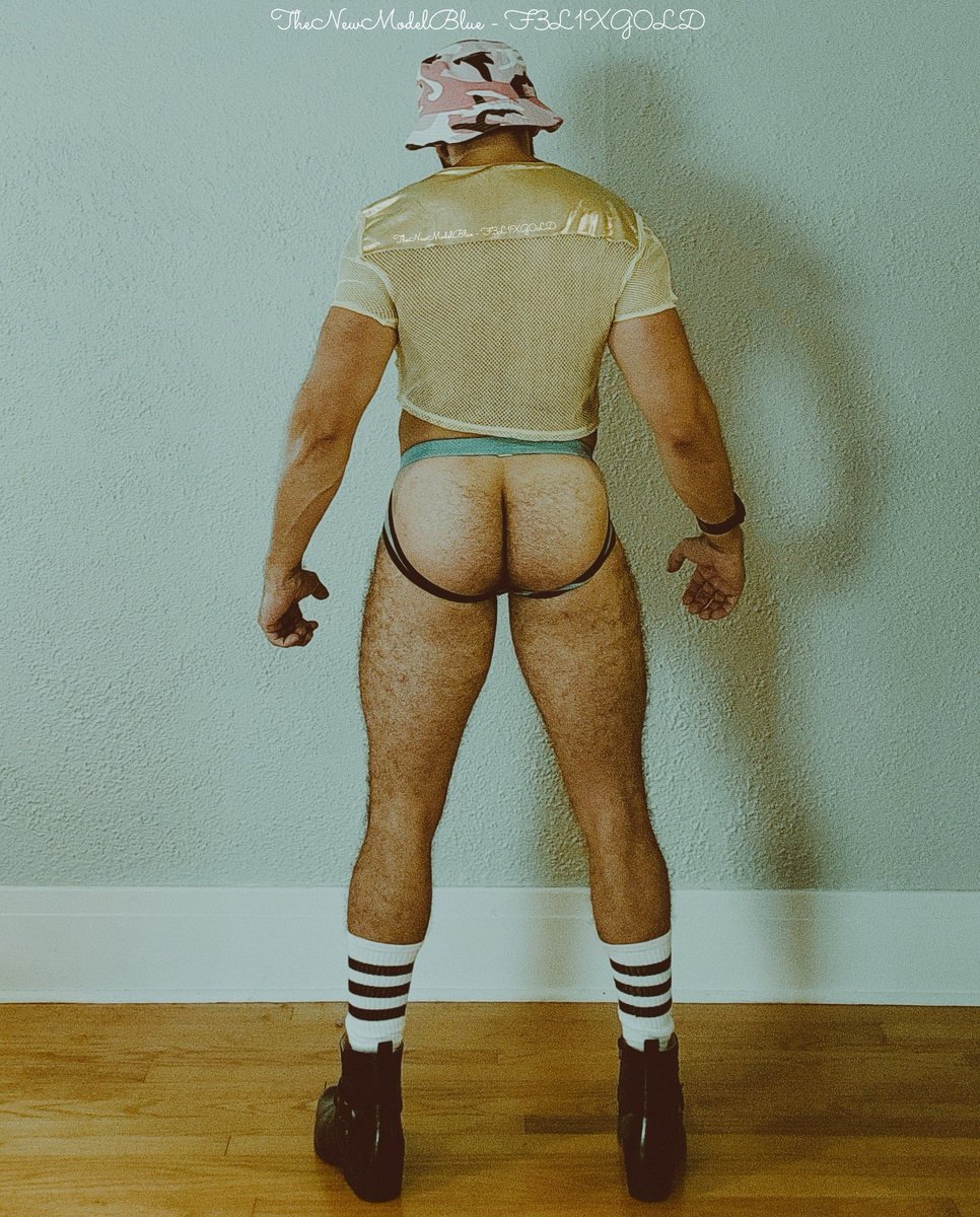 F3L1XG0LD's tweet photo. It's been a minute, so here's a rare ass sighting for you 😘 https://t.co/Oql29eRCz9