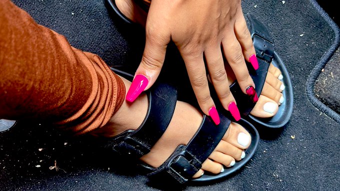 Don&rsquo;t SAY NOTHING about my car rug I&rsquo;m going to vacuum today 🙄 https://t.co/Xn9jzUXU9v<a href="/tag/newprofilepic"class="tags"><span>#newprofilepic</span></a>