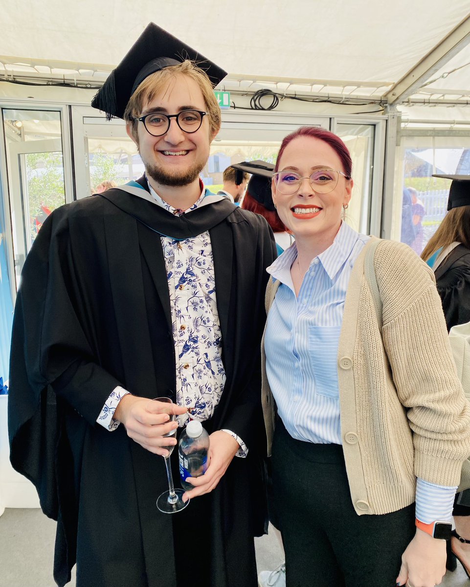 katy_wm's tweet photo. Super proud of my @MediaCultureUoW graduates today. A super bunch who began their journey in 2020 w/ me still in the shielding category. For a long time they were just empty boxes. So glad the sun shine on them today. #WorcGrad https://t.co/3FLcv9E1au