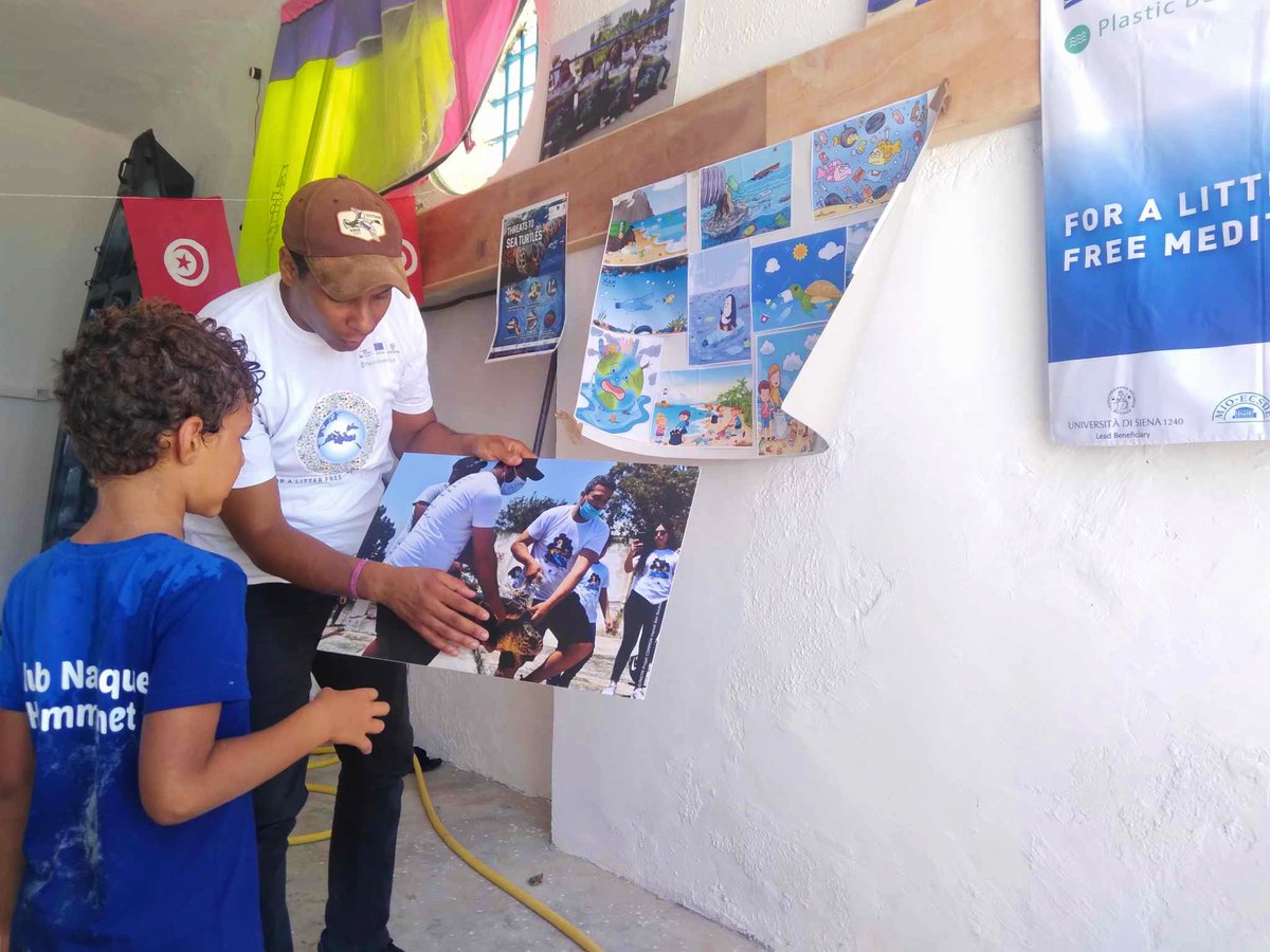 🚩 Plastic Busters CAP team from <a href="/INSTM_TN/">INSTM</a>  participated in the second edition of sea festival organized by the CLUB Nautique Hammamet in Tunisia.
🔷A workshop to raise awareness among children on the impact of marine litter on marine biodiversity and on humans.
#WeAreAllMed