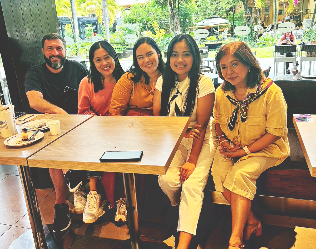 TheOfficialFFH's tweet image. Strategy meeting with our partners Smart and PLDT. Despite international efforts, Online Sexual Abuse of and Exploitation of Children has grown, with “billions” of pornographic material intercepted. Through our frontline efforts, we will level up our action plans to combat #OSAEC