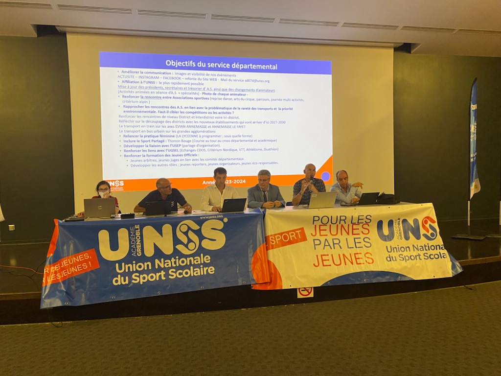 Réunion départementale UNSS174. Un bilan enthousiasmant et des objectifs ambitieux pour l'année à venir. Bienvenue à son nouveau directeur et bravo et merci à ses coordonnateurs et animateurs pour leur implication dans le sport scolaire !@acgrenoble <a href="/DSDEN74/">DSDEN 74</a> <a href="/unss74/">Unss74</a>