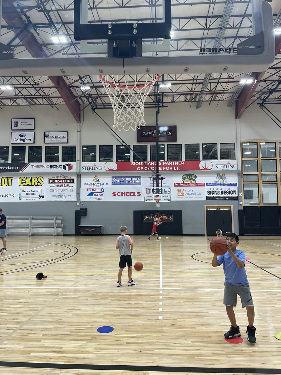 United Sports Academy tweet media