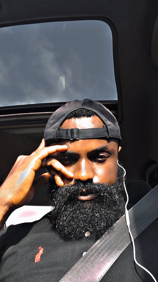 oku_yungx's tweet photo. My key to dealing with stress is simple: just stay cool and stay focused. https://t.co/OcHFx8DfQn