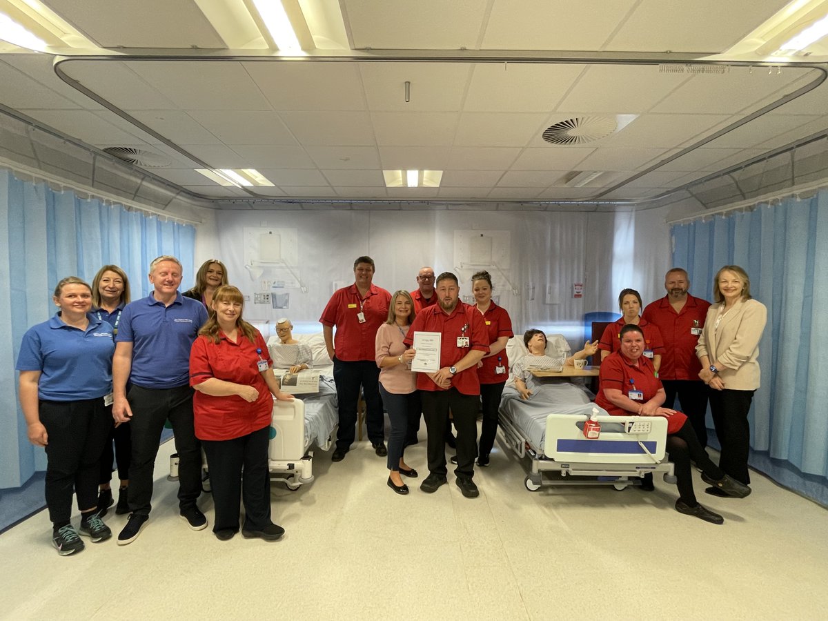 East Cheshire NHS Trust tweet media