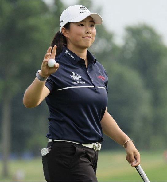 A new world number 1 in women’s golf as Ruoning Yin becomes the second player from China to top the #RolexRankings. Although it appears Chinese golf is booming on the @lpga, still only three players from China 🇨🇳 inside top 100 on #CME standings. The USA 🇺🇸 has 26.