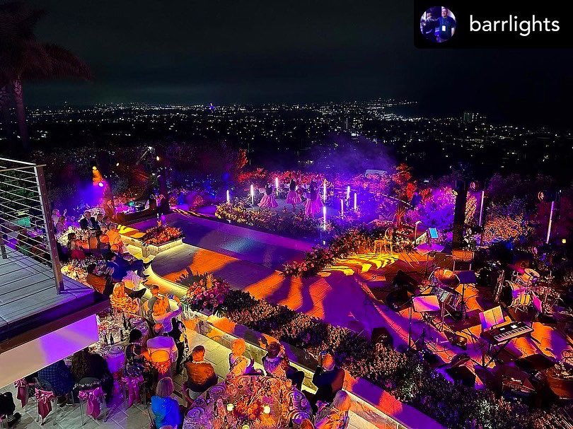 TheRobeWay's tweet photo. Setting the mood high above the city skyline below with Barr Lights &amp; the event #lightingdesign using @Robelighting #ESPRITE LED luminaires.

#therobeway #robelighting #waycoolwednesday #barrlights #eventlighting #eventdesign https://t.co/wPWCMvmGiJ