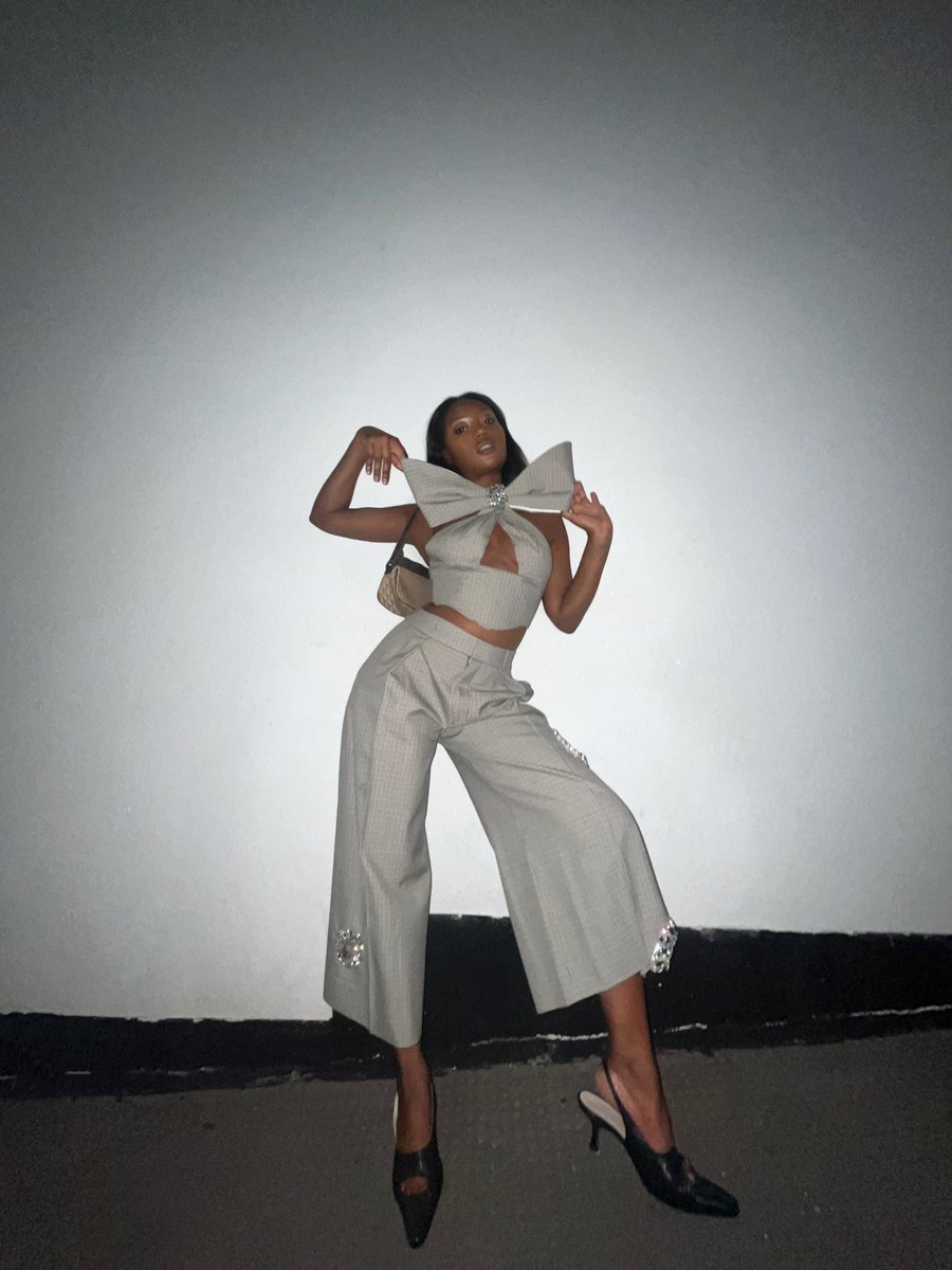 MarianJ_R's tweet photo. Still not over this outfit 

Thank you @koibird 🤍

Styling: @ellabacon_ 
Top &amp; Trousers: @area @koibird 
Shoes: @kalda_shoes @the223.agency 
Bag: @dior https://t.co/H97C3AJOMv