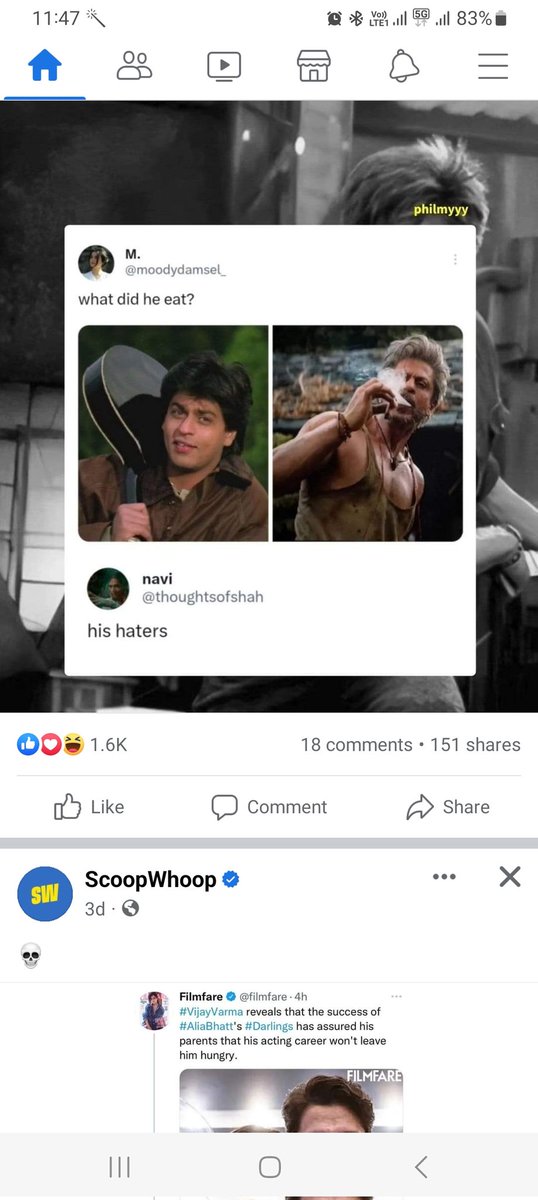 akduu's tweet photo. Sorry can't help posting it @iamsrk really really happy ....just a loyal fan ..God bless you always https://t.co/UEhX6FYbLD
