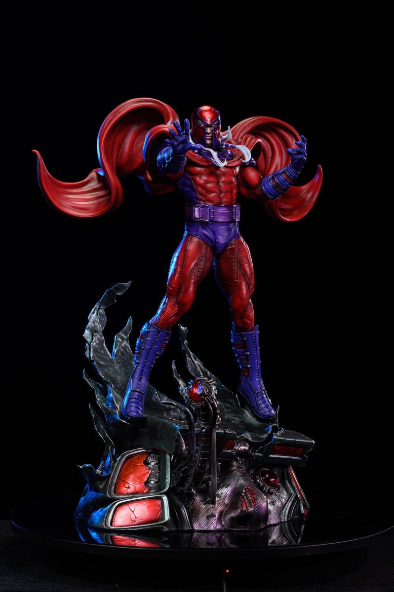 art_fabiano's tweet photo. Magneto I sculpted for ATF. Incredible painting 🤩 https://t.co/OWyb7ATpwq