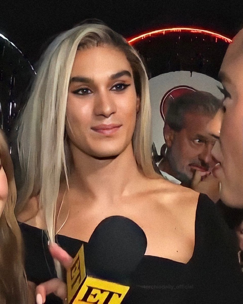 torchiodaily's tweet photo. Ethan Kardashian is so pretty 🥰 https://t.co/9NticIRpad