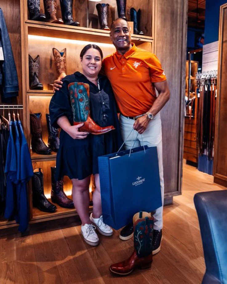 Had an absolute blast at @lucchese1883 !! Thank you to Kerrie for a first-class experience. I will wear these with pride. #HookEm 🤘🏾