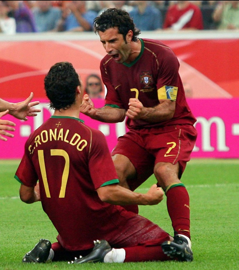Luis Figo:

“Putting Cristiano Ronaldo on the bench against Morocco was the biggest mistake in Portuguese football history.”
