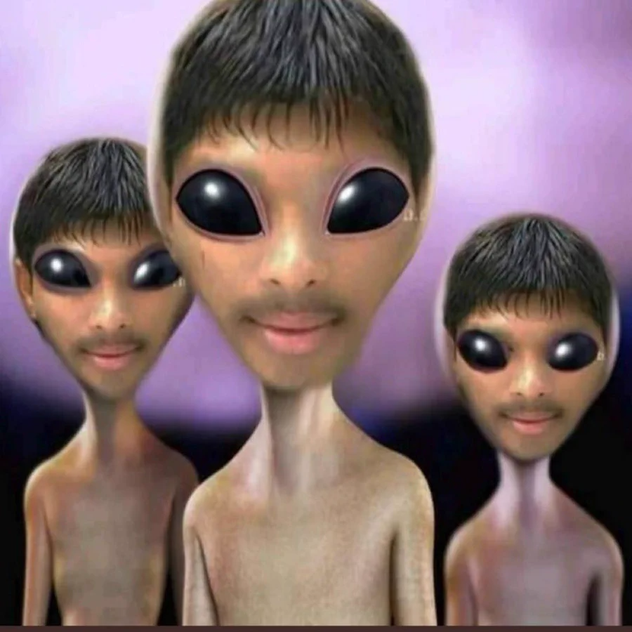 Daily9contentX's tweet photo. found a AI generated pic of #Aliens in comments  
Looks like real one we are not alone in this universe bro 👽 https://t.co/ZaoZV51LWu