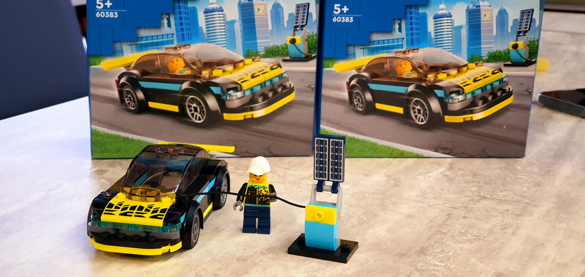 Welcome to the new MSc EPE &amp; APE students at <a href="/SchoolOfEng_UoE/">School of Engineering</a>. After a classic introduction, the cohort building exercise was a lot of fun. It turns out that building a <a href="/LEGO_Group/">LEGO</a> EV without instruction is challenging! Wishing plenty of success to all the new students.