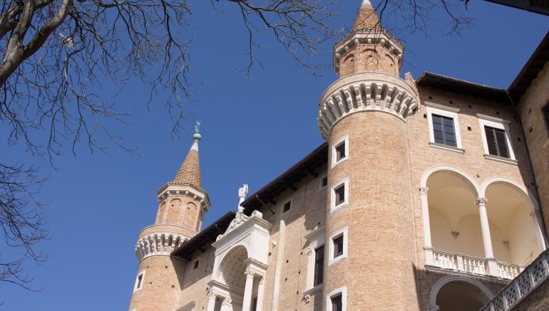 ggramaglia's tweet photo. Buongiorno. Gli Appuntamenti della Settimana su https://t.co/YxO8qbJINz: Sapienza, Lettere e Coris, esami; 12, Camera, attestati master #FondazioneItaliaUsa; 13, @MovEuropeo_IT, piattaforma #CoFUe; 14 e 15, Urbino, Ifg, @IlDucato XVII biennio, lezioni https://t.co/RPhV8wxKLb https://t.co/NzJNcVou8f