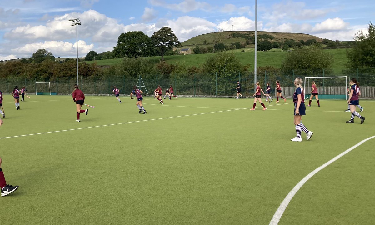 So good to be back on the pitch! A really brilliant end to end game today for our seniors against <a href="/AshvilleCollege/">Ashville, Harrogate</a> . Thanks so much for coming across. #hockey #rishworthschool #team