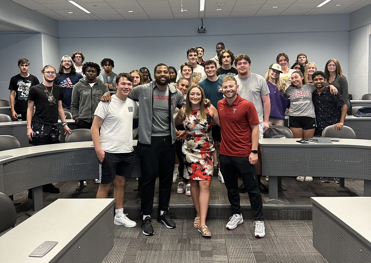 Special thanks to @KhalifW05 & @JPolisi2 from @TUMBBHoops for sharing their insights & experiences in the sport industry to @TempleSTHM’s Sport & Leisure in American Society class! Looking forward to the season! 🏀🦉