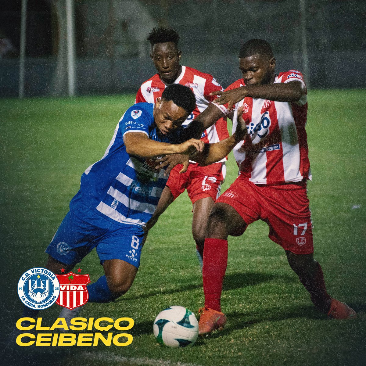 CDVictoriaLCB's tweet photo. Tarde de TB 🖼️📷
Previo al clásico de mañana 🌴🦀
Reconoces algún jugador de las fotos?
#clasico #victoriavida #jornada7 https://t.co/uMJS7KDfEm
