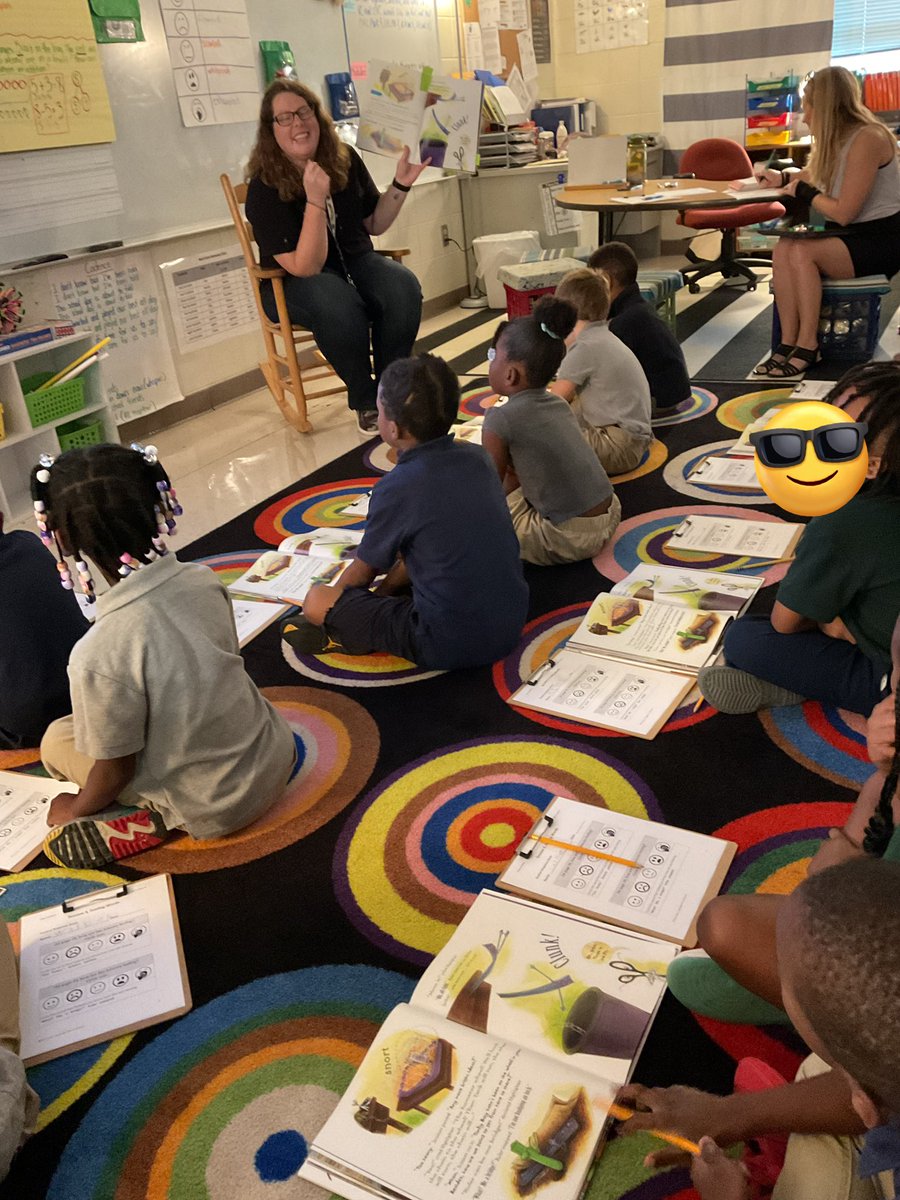 crystalmayer07's tweet photo. What an amazing day of learning at Hardy Elementary! Thank you Mr. Yonce and Ms. Babusaik for opening up your classrooms…Dr. Payne and Mrs. Hermosillo for your planning and support…&amp; to all who attended/participated. We are @hcsmidtown @hamcoschools Be the Change! https://t.co/50ftylAg0J