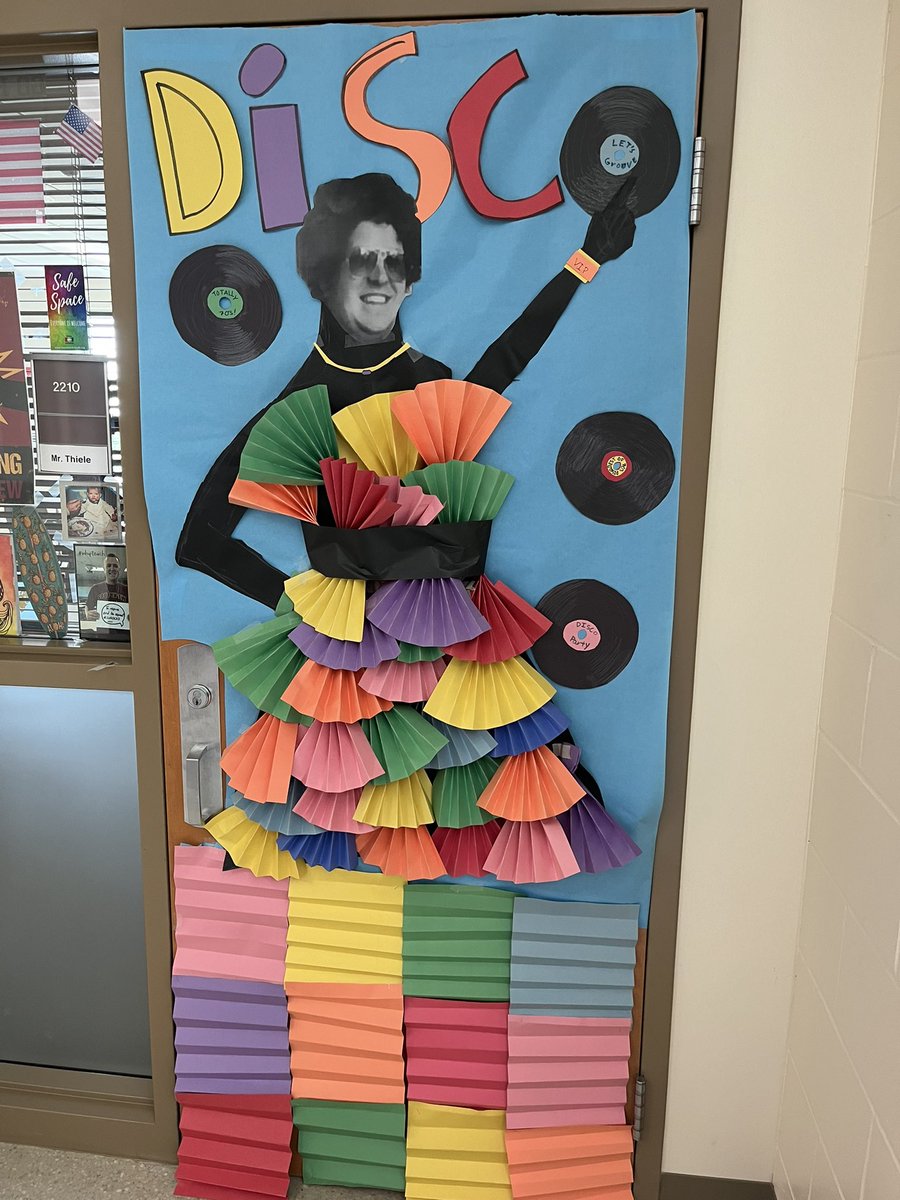 The Thiele home base flex kids have absolutely rocked the door decorating contest this week. Is this the return of Disco Thiele?! #SVrocks