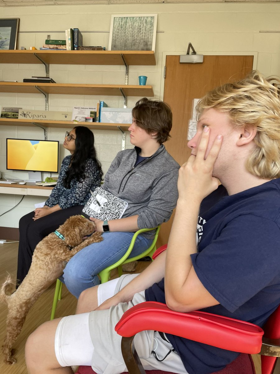 VanmeterKVM's tweet image. I love September! Beautiful fall weather, and lab group meetings are back in full swing! #vanmeterlab @psugeography @PSUEarth @BioGeoCohen @shuyo5 @KielyHine  @ECheriegate