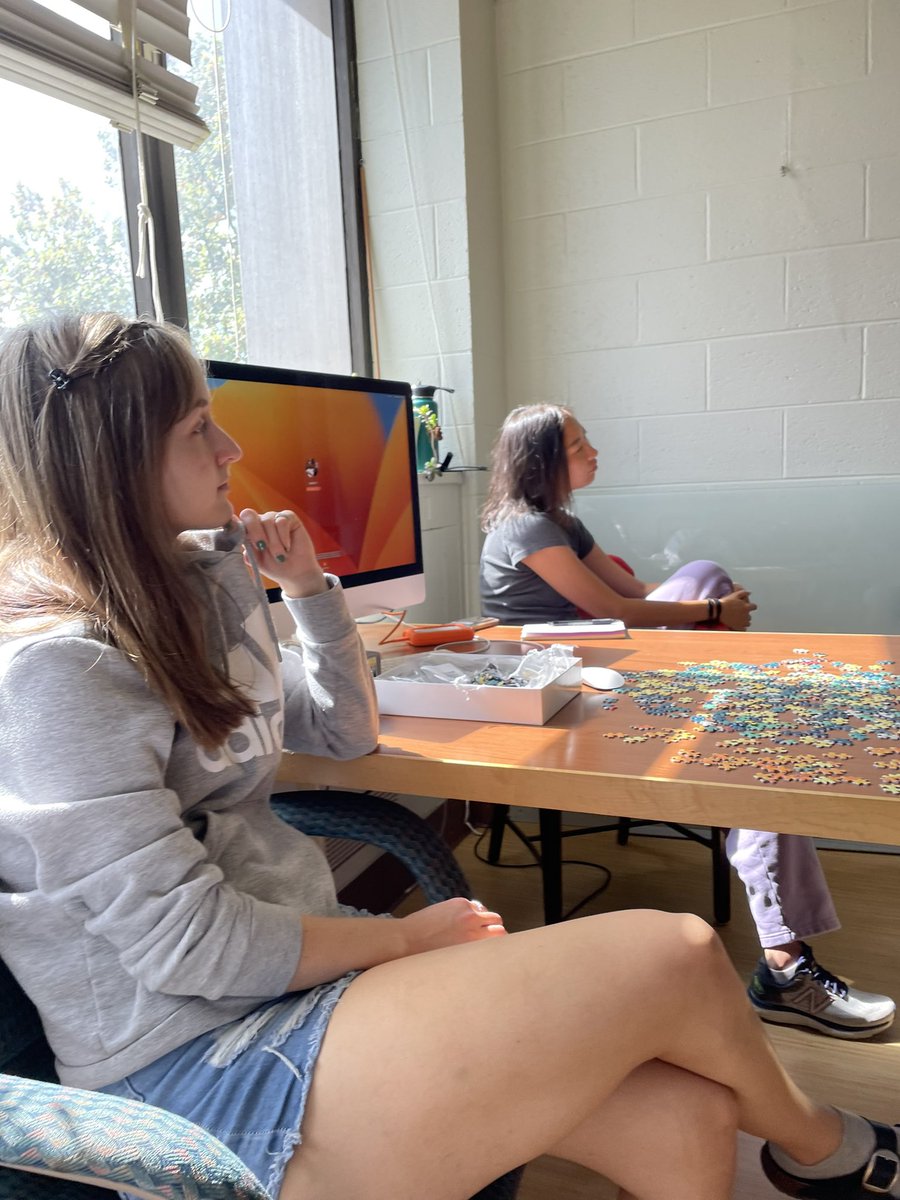 VanmeterKVM's tweet image. I love September! Beautiful fall weather, and lab group meetings are back in full swing! #vanmeterlab @psugeography @PSUEarth @BioGeoCohen @shuyo5 @KielyHine  @ECheriegate