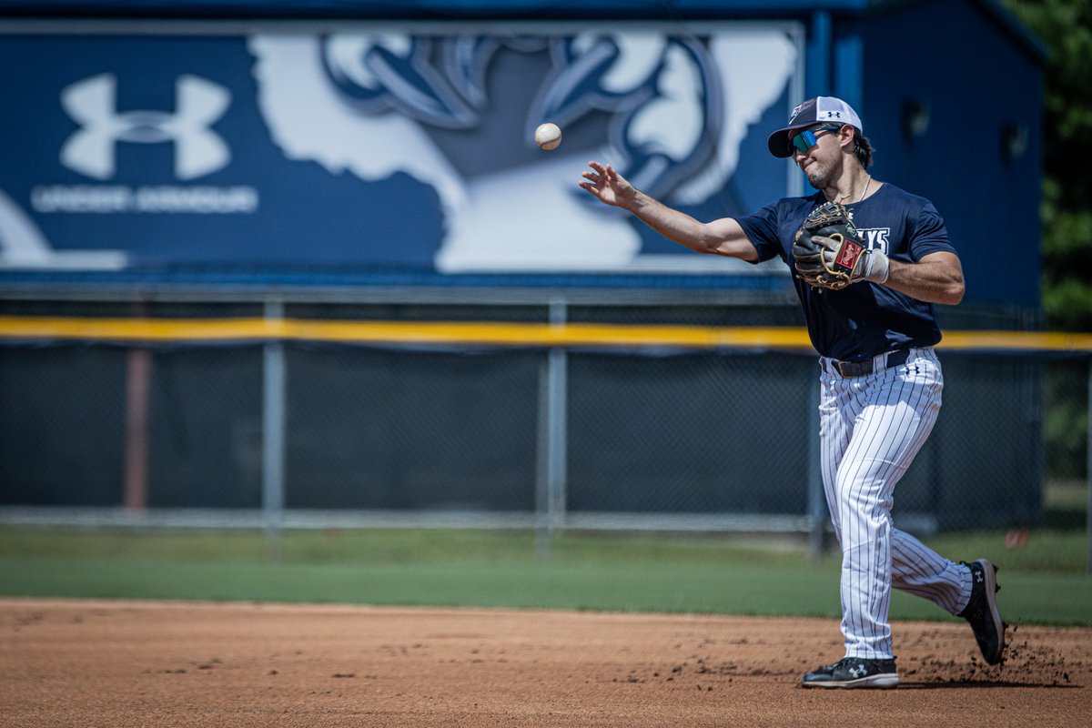 OspreyBSB's tweet photo. 𝙀𝙖𝙘𝙝 𝙙𝙖𝙮, 𝙚𝙮𝙚𝙨 𝙤𝙣 𝙩𝙝𝙚 𝙙𝙚𝙩𝙖𝙞𝙡𝙨 ⚾️

#SWOOP https://t.co/4gNGFpSL7d