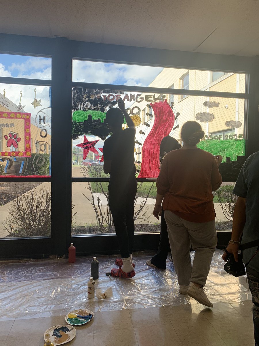 Sophomore Class Council 24-25 tweet media