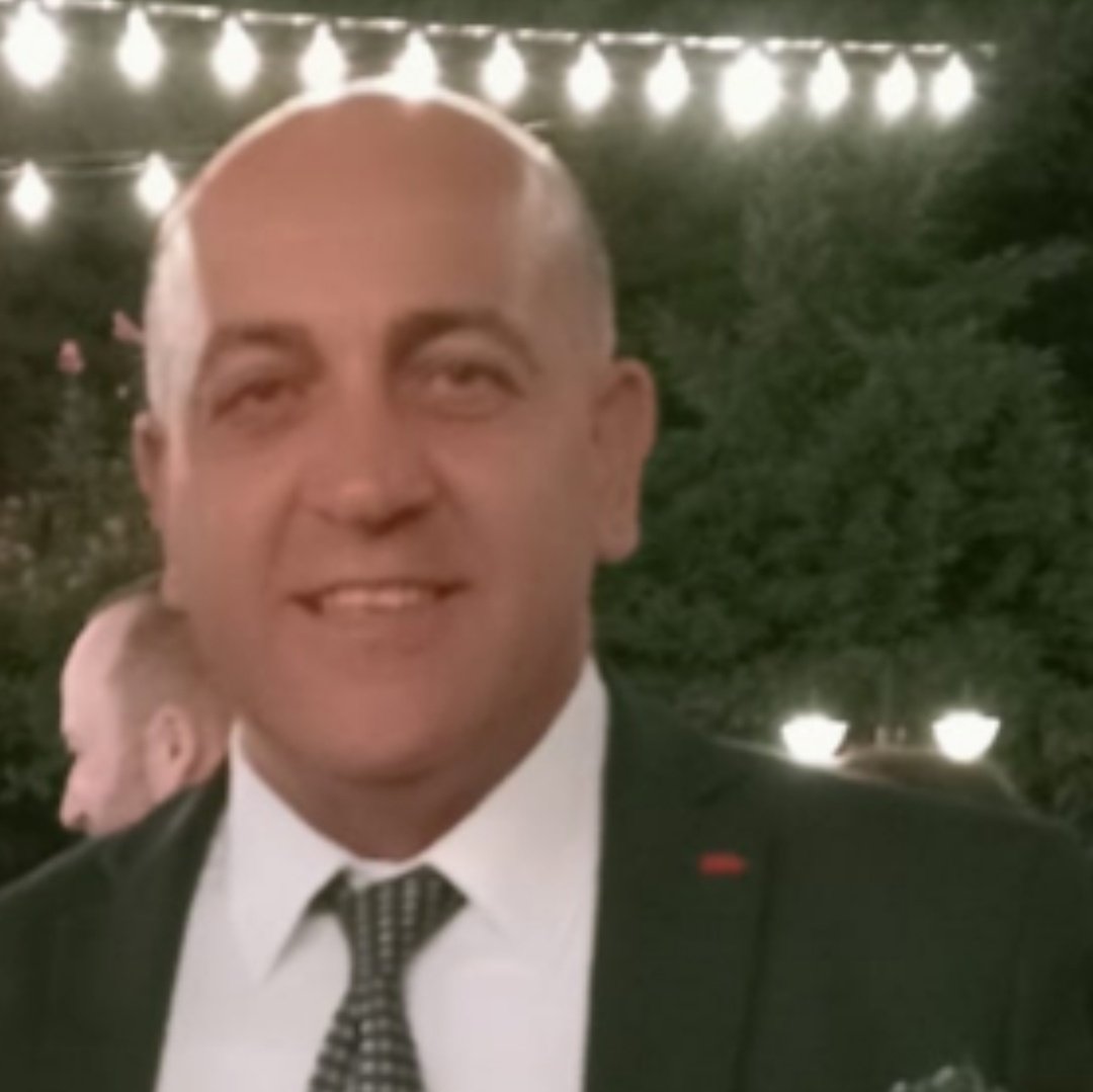 EceErkanece's tweet photo. #YeniProfilResmi https://t.co/hZh6HZDpKz