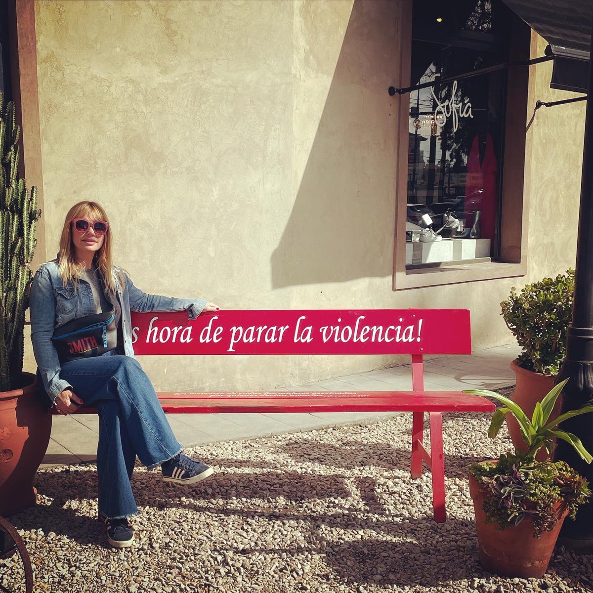 marielaflocco's tweet photo. #NIunaMenos https://t.co/pfRRZH3Psu